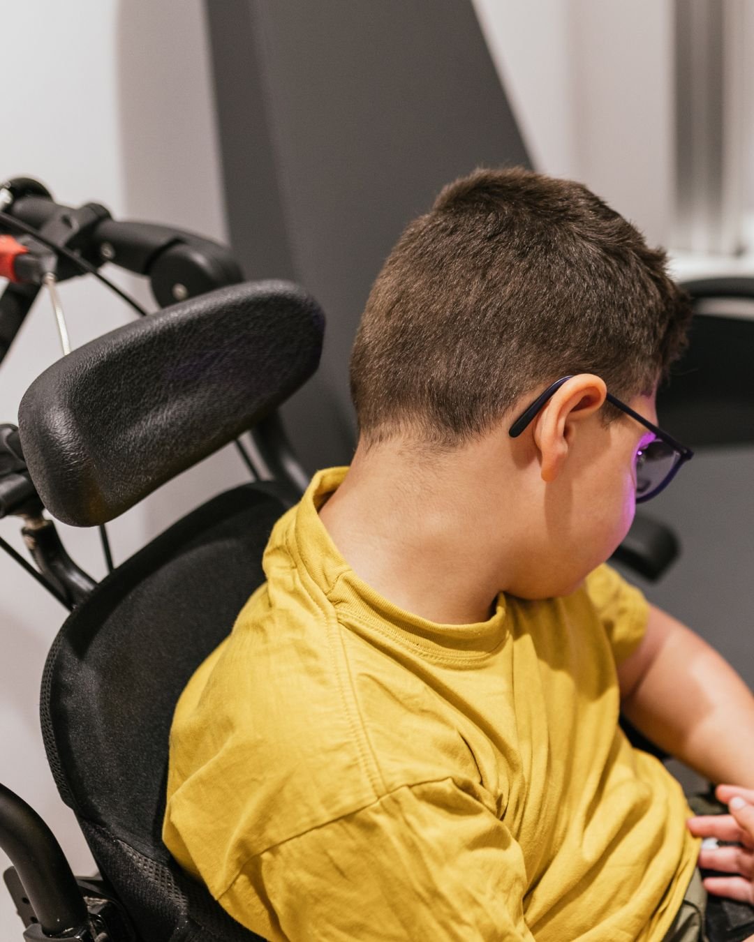 Communication Alternative Augmentée en rééducation sensori-motrice