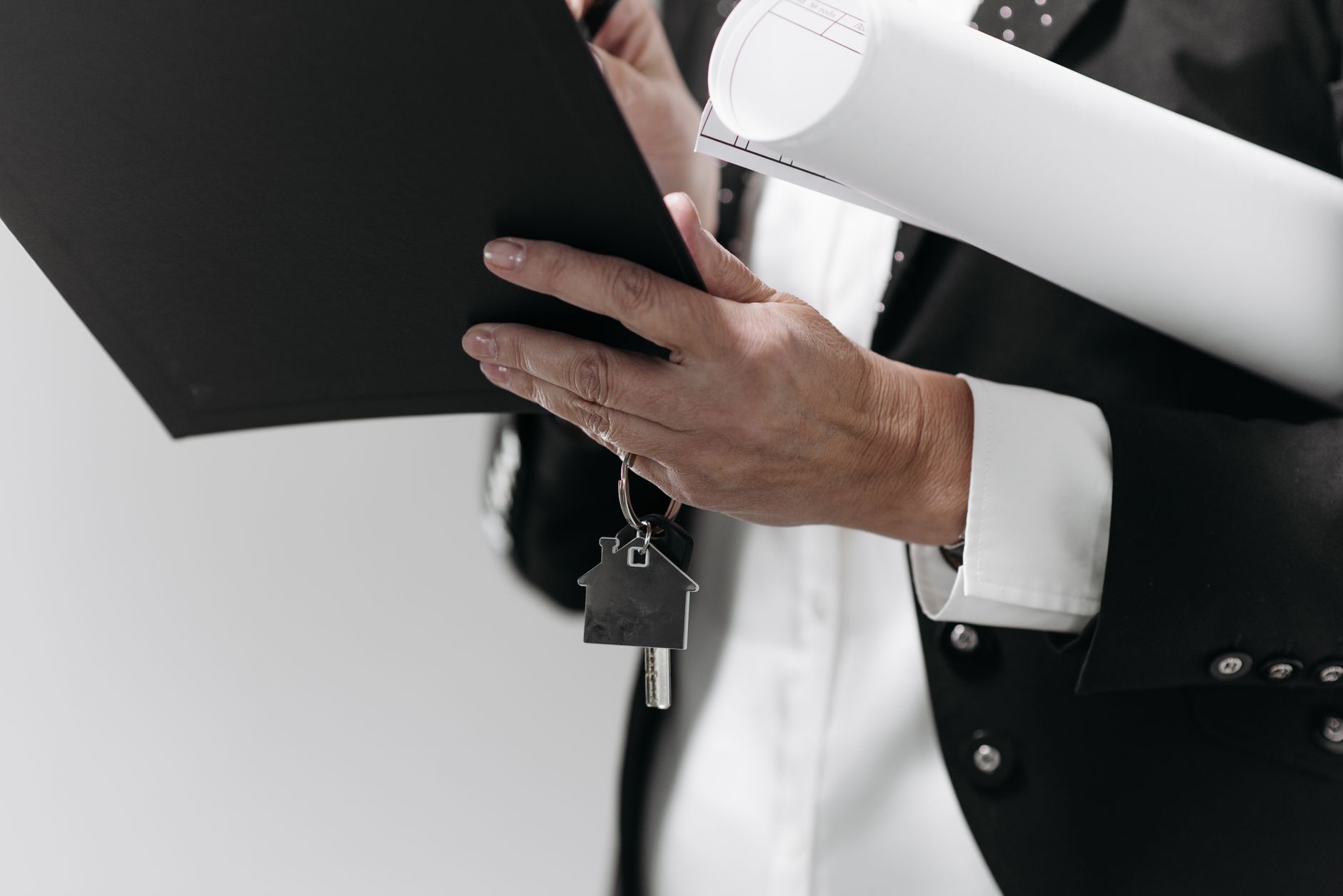 Preuves écrites d'une succession : documents et dossiers sur une table