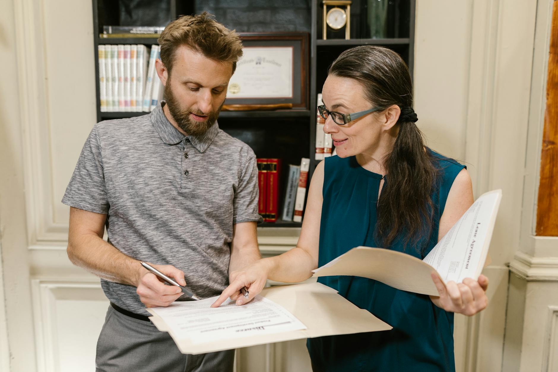 Comment structurer les responsabilités entre associés : méthode, gouvernance et clauses de pacte