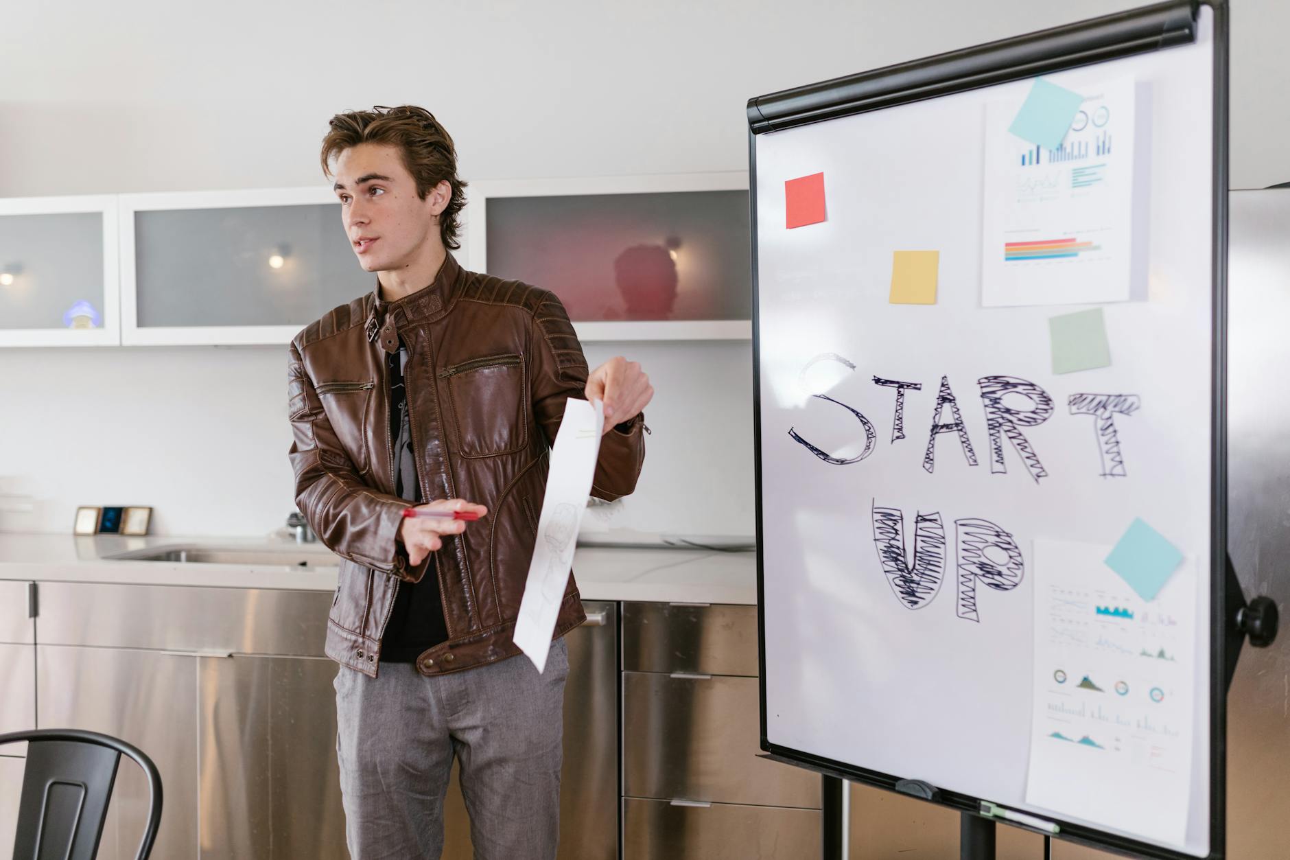 Référentiel de compétences idéal pour cofondateur technique : matrice, niveaux et scoring startup-first